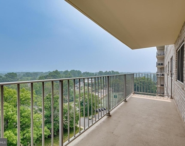 1111 University Boulevard W - Photo Thumbnail 2