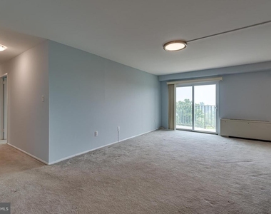 1111 University Boulevard W - Photo Thumbnail 10