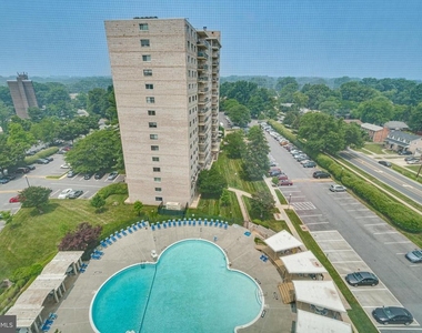 1111 University Boulevard W - Photo Thumbnail 7