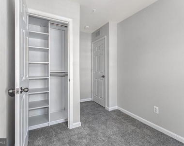 1057 Flint Court - Photo Thumbnail 5