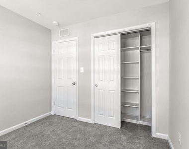 1057 Flint Court - Photo Thumbnail 7