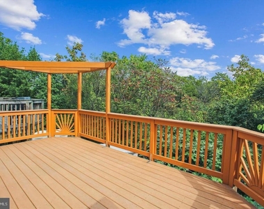 5528 Aeriel Place - Photo Thumbnail 12