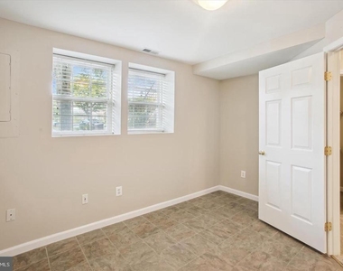 5528 Aeriel Place - Photo Thumbnail 31