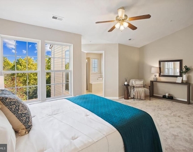 5528 Aeriel Place - Photo Thumbnail 16