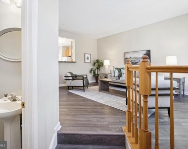 5528 Aeriel Place - Photo Thumbnail 2