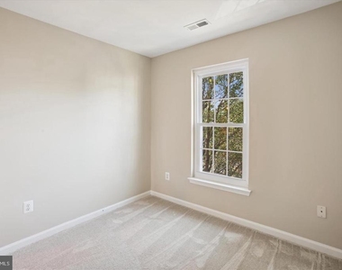 5528 Aeriel Place - Photo Thumbnail 27