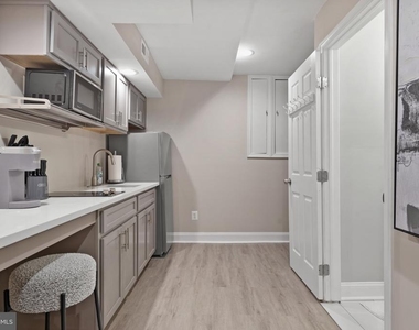 2219 E Chase Street - Photo Thumbnail 56