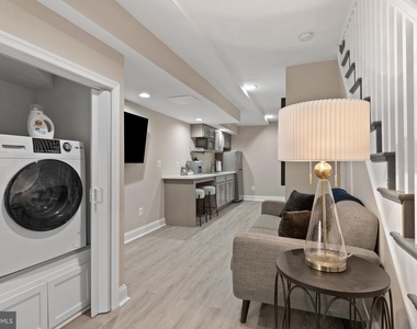 2219 E Chase Street - Photo Thumbnail 44