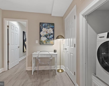 2219 E Chase Street - Photo Thumbnail 61