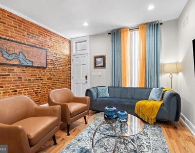 2219 E Chase Street - Photo Thumbnail 12