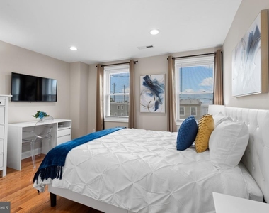 2235 E Chase Street - Photo Thumbnail 32