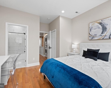 2235 E Chase Street - Photo Thumbnail 27