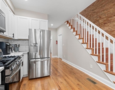 2235 E Chase Street - Photo Thumbnail 15