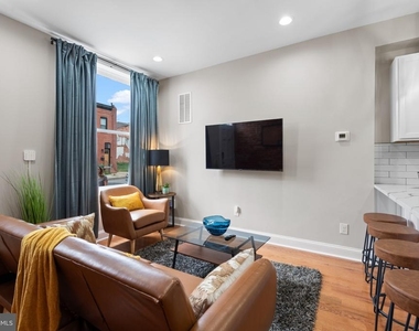 2235 E Chase Street - Photo Thumbnail 6