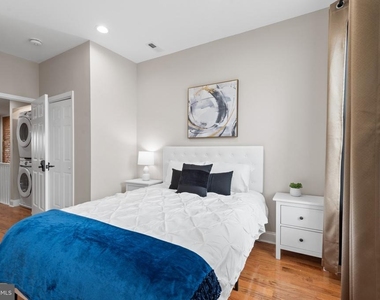 2235 E Chase Street - Photo Thumbnail 29