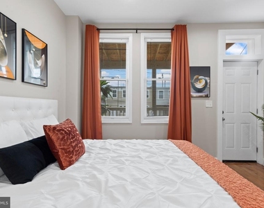 2235 E Chase Street - Photo Thumbnail 19