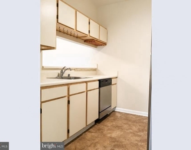 6609 Rapid Water Way - Photo Thumbnail 3