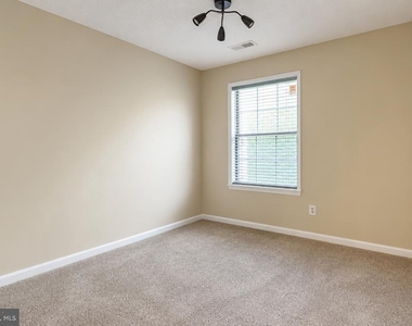 6609 Rapid Water Way - Photo Thumbnail 6