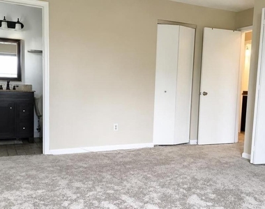 6609 Rapid Water Way - Photo Thumbnail 5