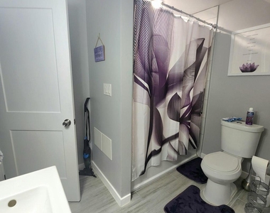 538 Newcomb Street Se - Photo Thumbnail 36