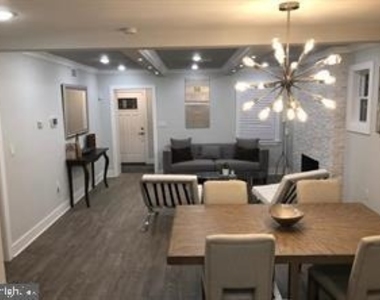 538 Newcomb Street Se - Photo Thumbnail 4