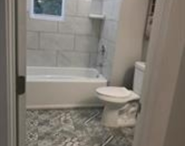 538 Newcomb Street Se - Photo Thumbnail 27
