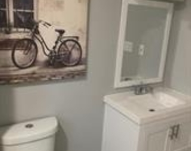 538 Newcomb Street Se - Photo Thumbnail 10