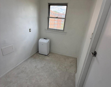2500 Q Street Nw - Photo Thumbnail 17