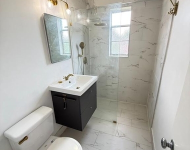 2500 Q Street Nw - Photo Thumbnail 24