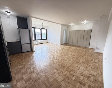 2500 Q Street Nw - Photo Thumbnail 7