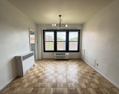 2500 Q Street Nw - Photo Thumbnail 15