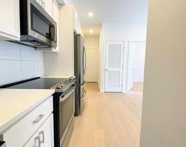3435 Brown Street Nw - Photo Thumbnail 1