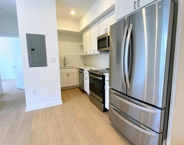 3435 Brown Street Nw - Photo Thumbnail 2
