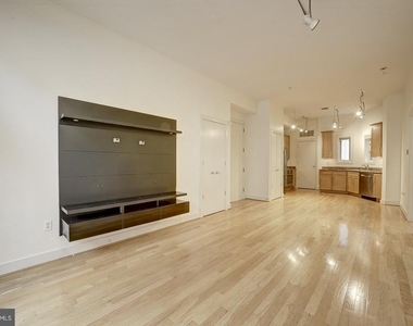 2357 Champlain Street Nw - Photo Thumbnail 2