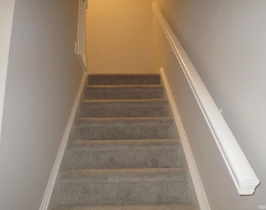 6435 New Market Way - Photo Thumbnail 6