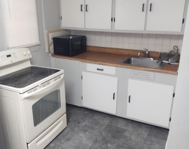 5340 Kingsbury Street - Photo Thumbnail 2