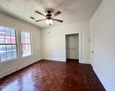 3867 Herschel Street - Photo Thumbnail 8