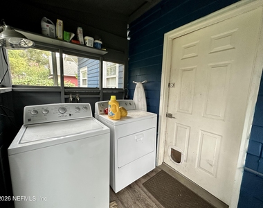3867 Herschel Street - Photo Thumbnail 11