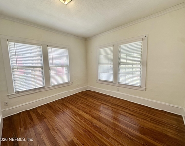 3867 Herschel Street - Photo Thumbnail 7