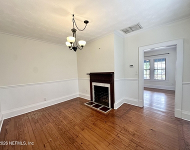 3867 Herschel Street - Photo Thumbnail 5