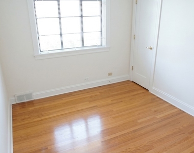 460 Highcrest Drive - Photo Thumbnail 20