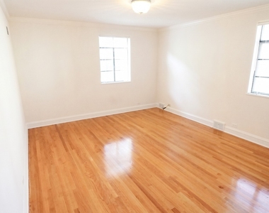 460 Highcrest Drive - Photo Thumbnail 22