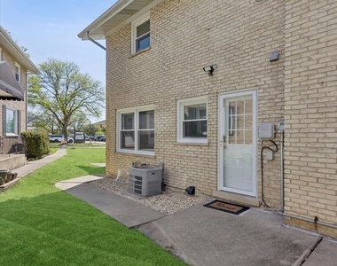 4396 Central Avenue - Photo Thumbnail 13