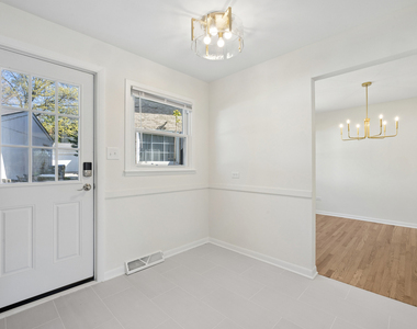 4396 Central Avenue - Photo Thumbnail 5