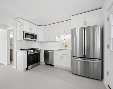 4396 Central Avenue - Photo Thumbnail 3