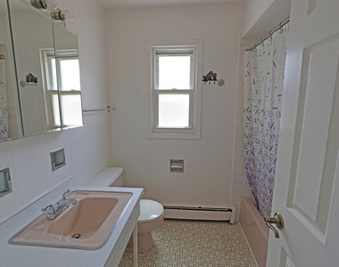 347 Dalewood Avenue - Photo Thumbnail 9
