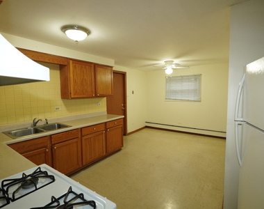 347 Dalewood Avenue - Photo Thumbnail 5
