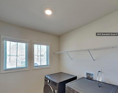 4610 Bramblett Grove Place - Photo Thumbnail 14