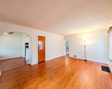 631 Balmoral Avenue - Photo Thumbnail 2