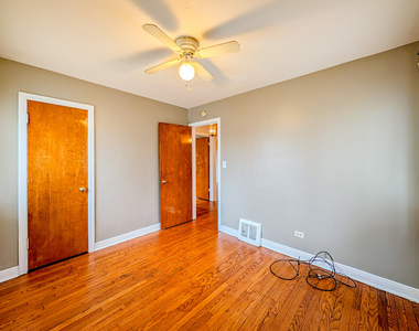631 Balmoral Avenue - Photo Thumbnail 7